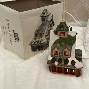 Department 56 North Pole Series Reindeer Barn Christmas Village Dept56